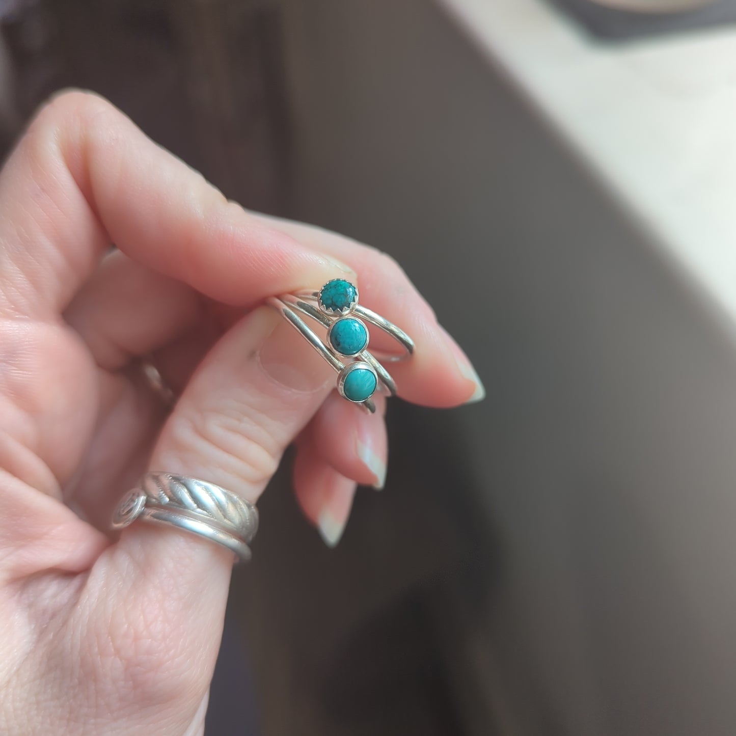 Anillo apilable de plata con turquesa Kingman de 5 mm (varios estilos disponibles) MTO