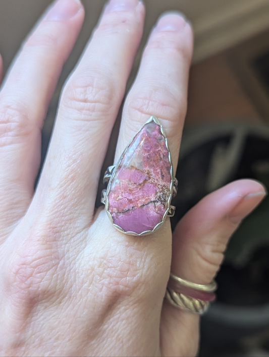 Anillo de plata de ley con forma de lágrima de cobalto y calcita - Talla 8