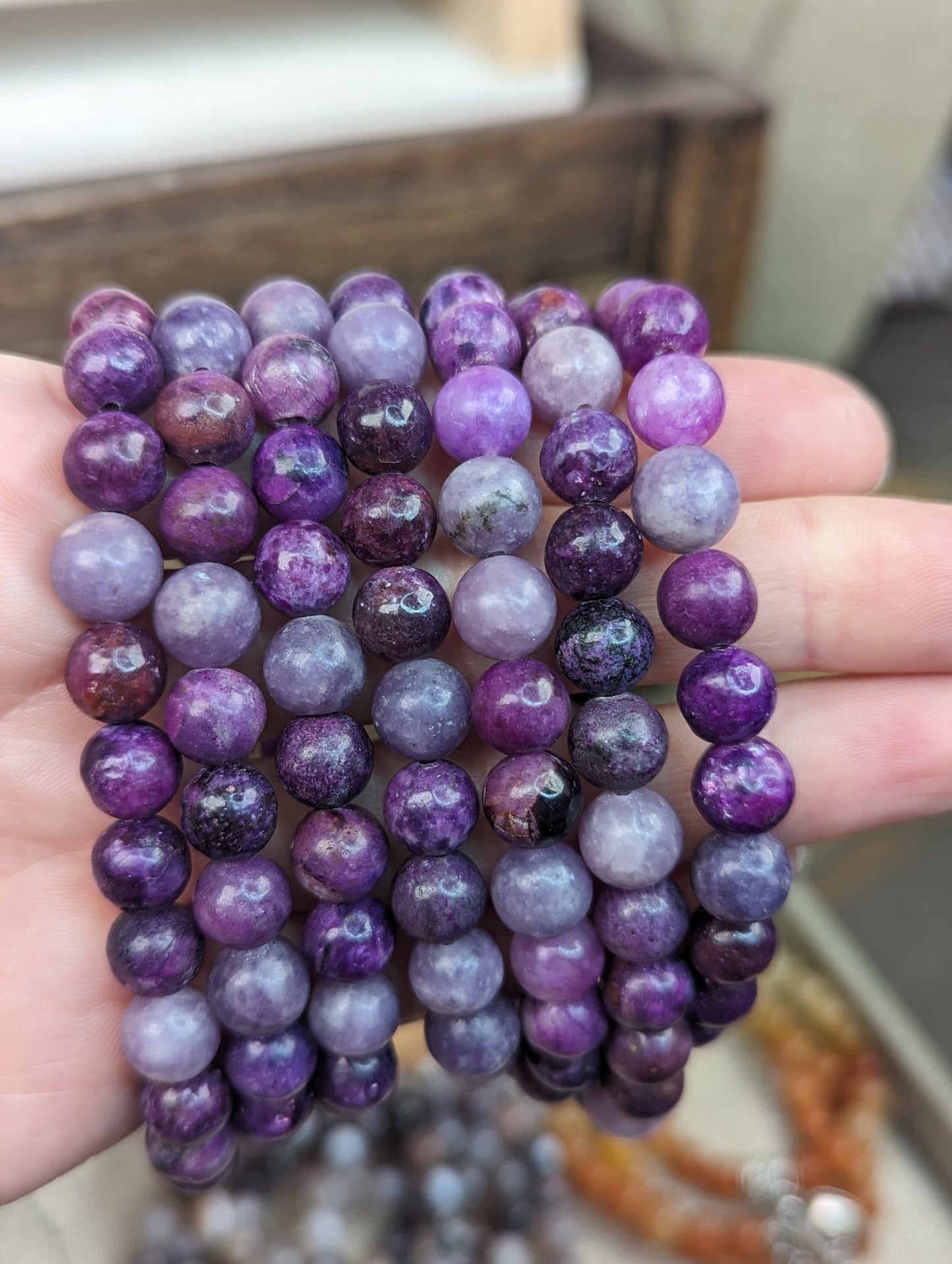 Pulseras de lepidolita (varios tamaños disponibles)