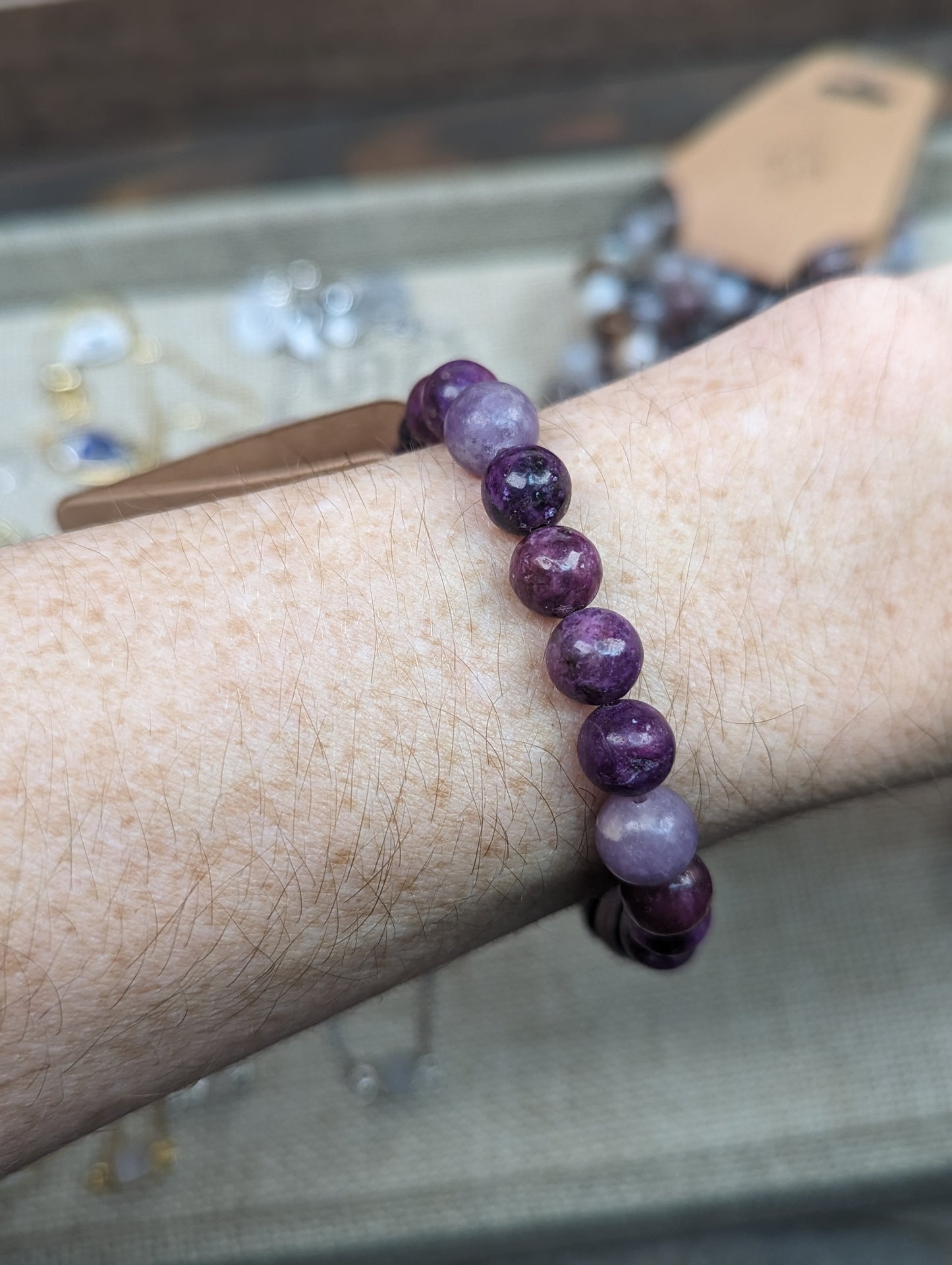 Pulseras de lepidolita (varios tamaños disponibles)