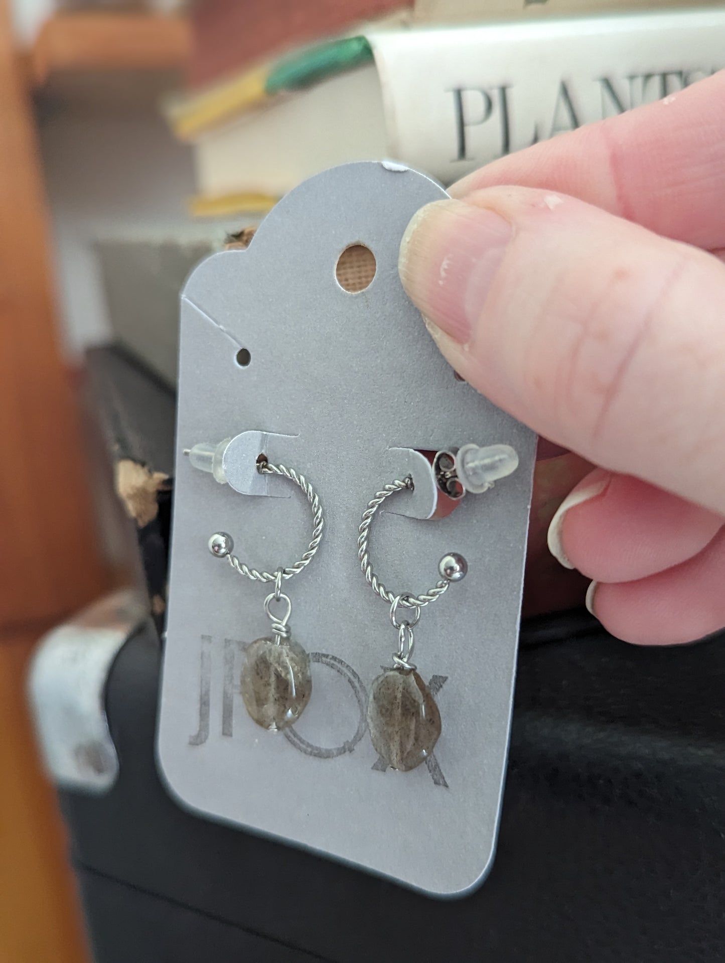 Aros de acero inoxidable con labradorita