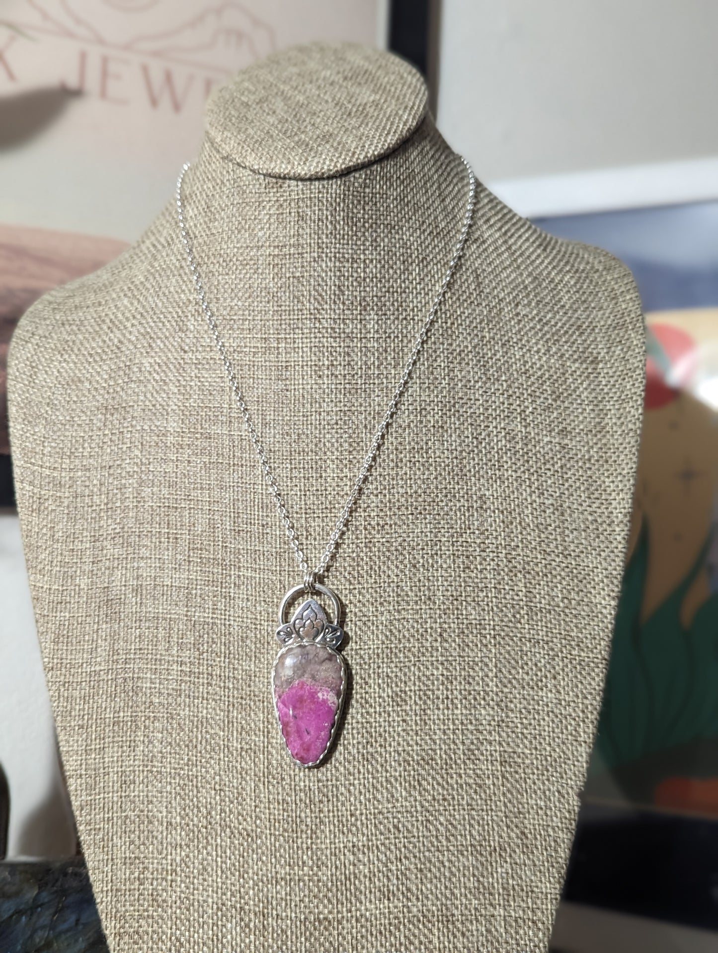 Cobalto Calcite Stamped Sterling Silver Necklace