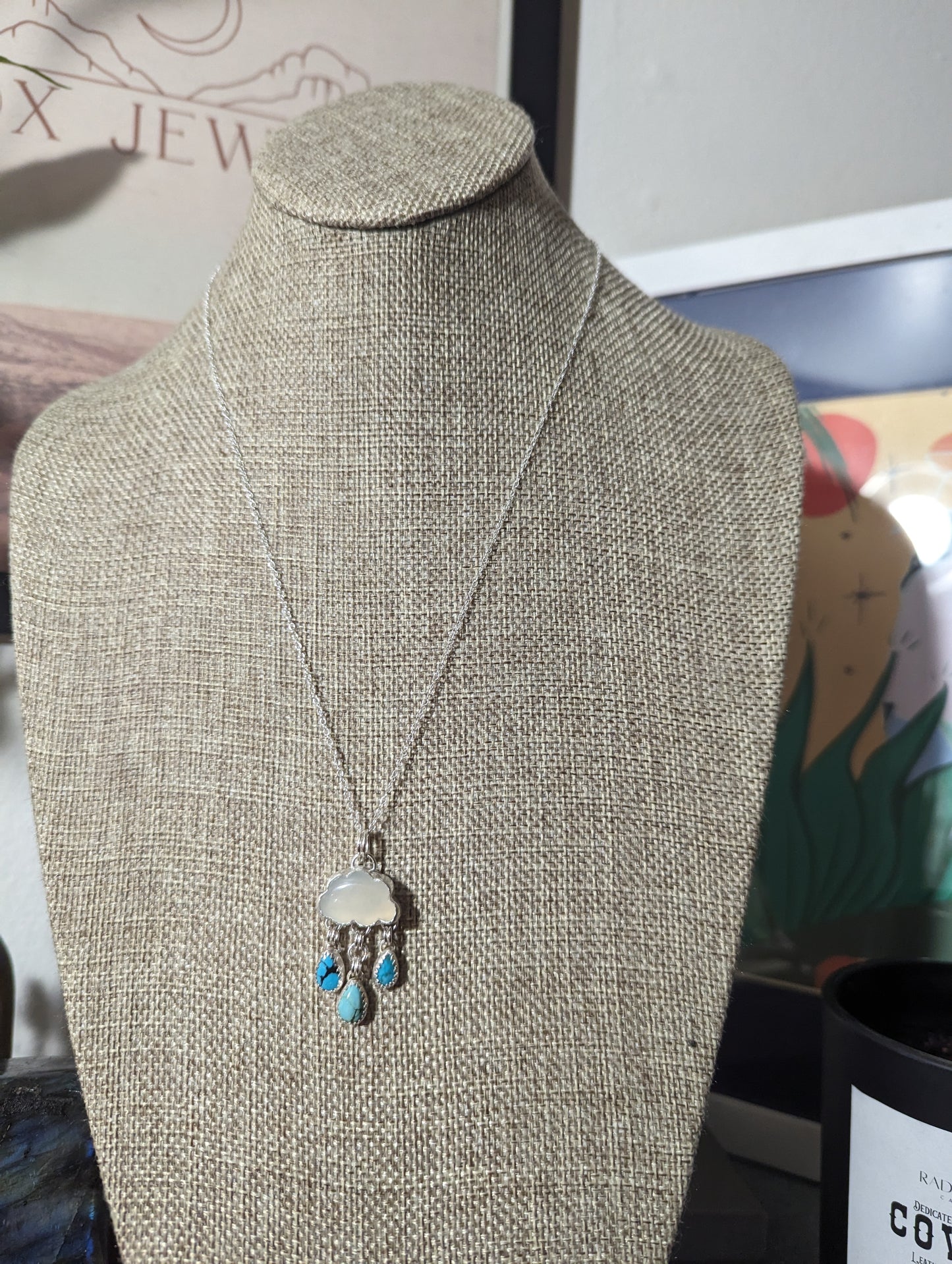 Collar de plata de ley con gotas de piedra lunar y turquesa (MTO)