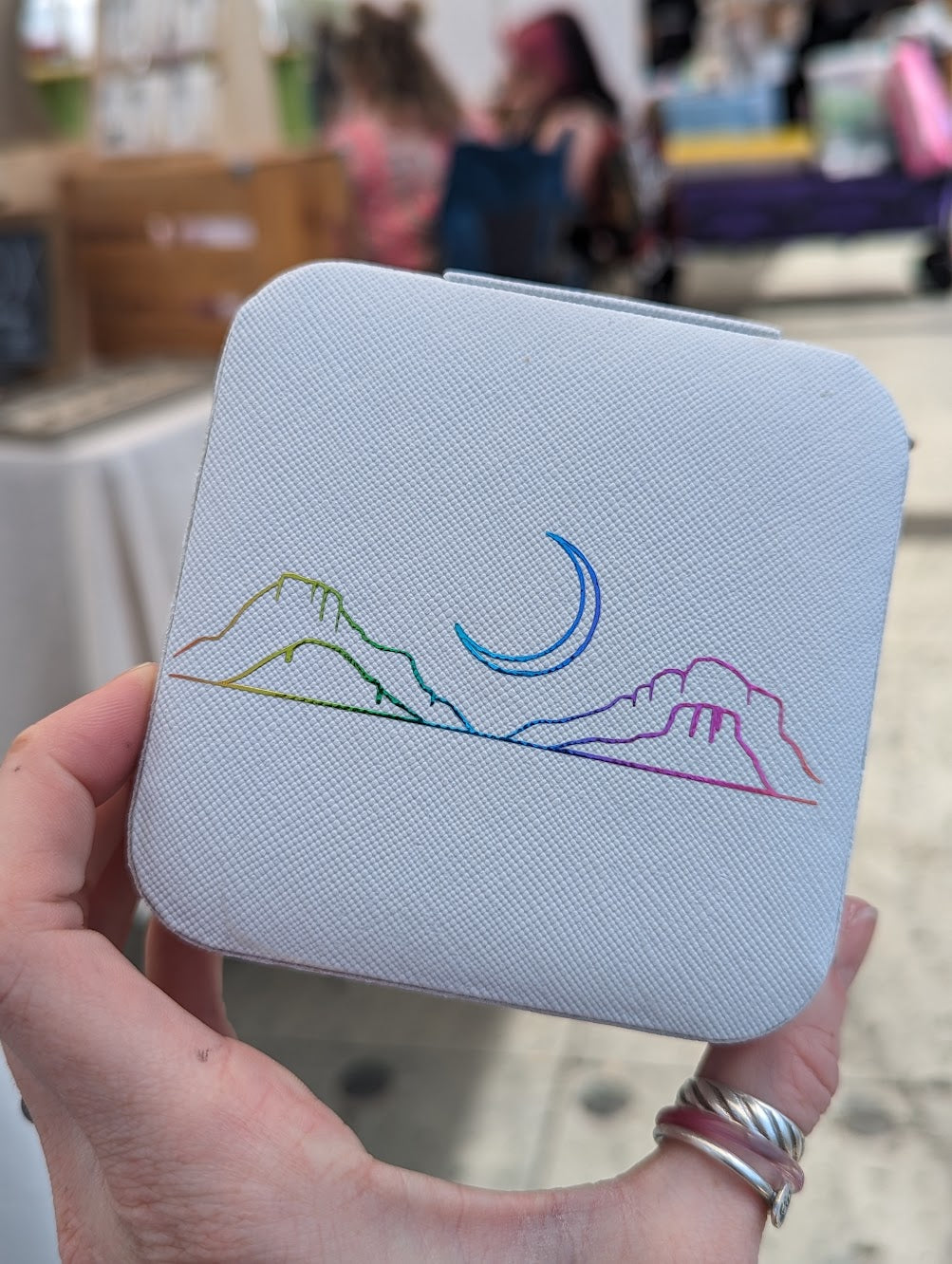 Estuche de viaje para joyas con diseño de arcoíris metálico (varios diseños disponibles)