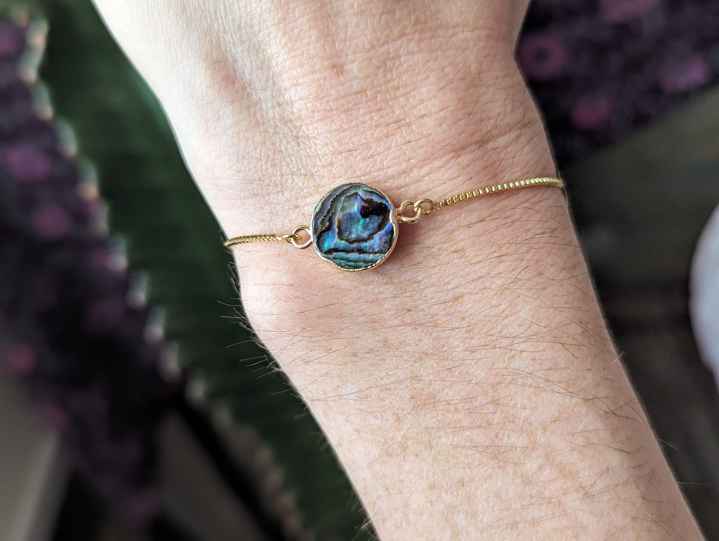 Abalone Round Gold Slider Bracelet
