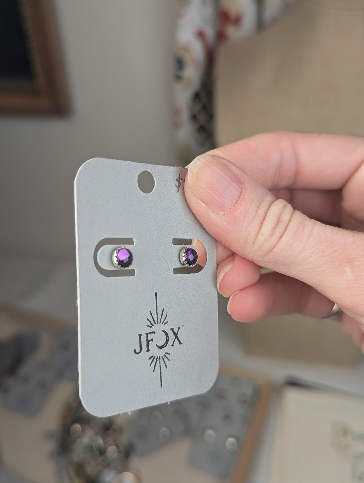 Pendientes de plata de ley con amatista de 5 mm