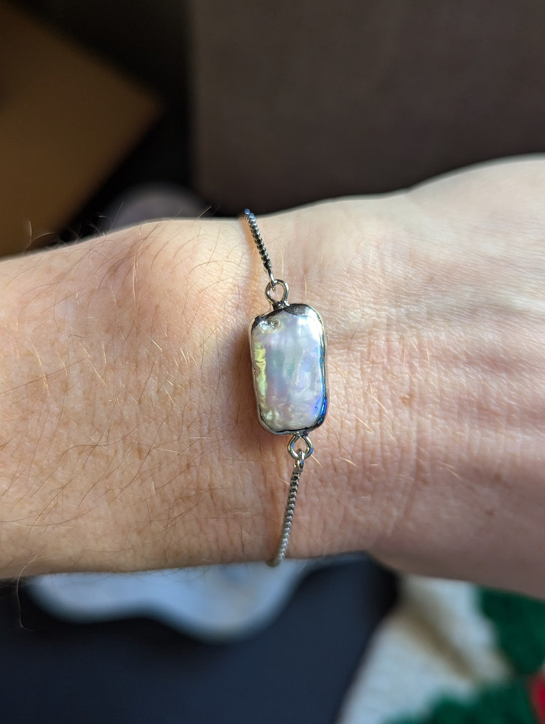 Pulsera deslizante de plata con perlas de agua dulce