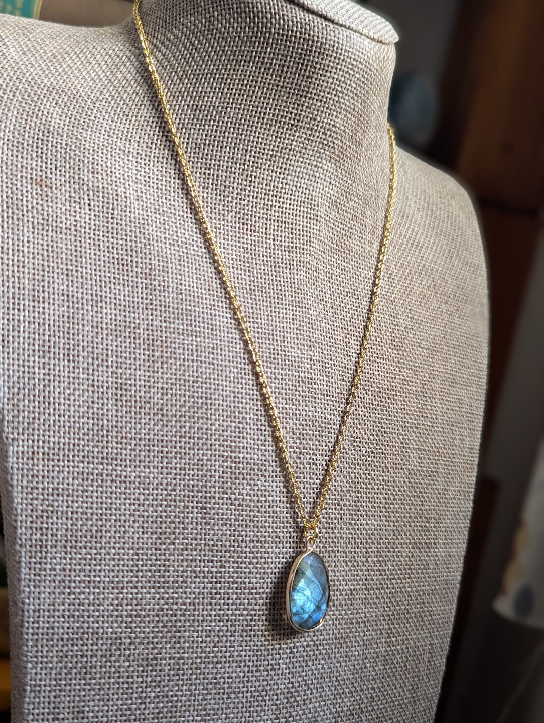 Faceted Large Labradorite Gold Necklace
