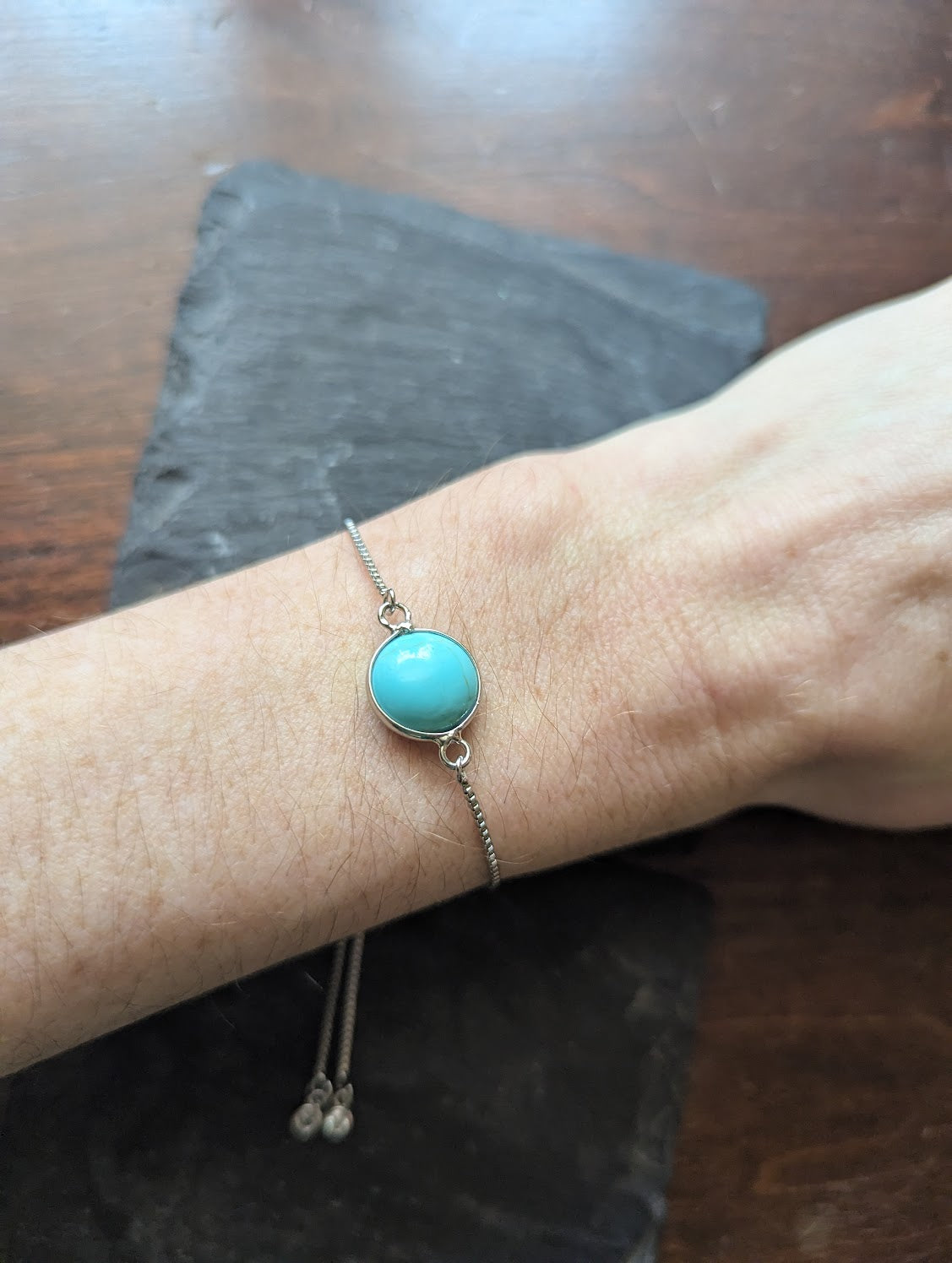 Round Turquoise Howlite Silver Slider Bracelet