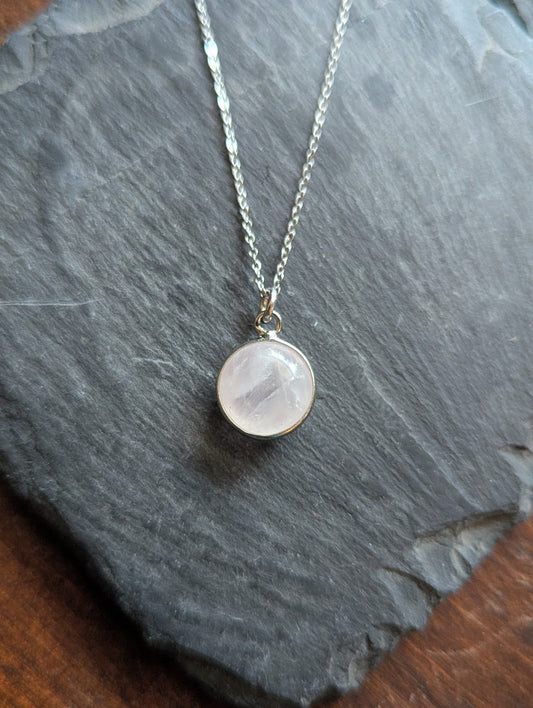 Round Rose Quartz Silver Stainless Necklace