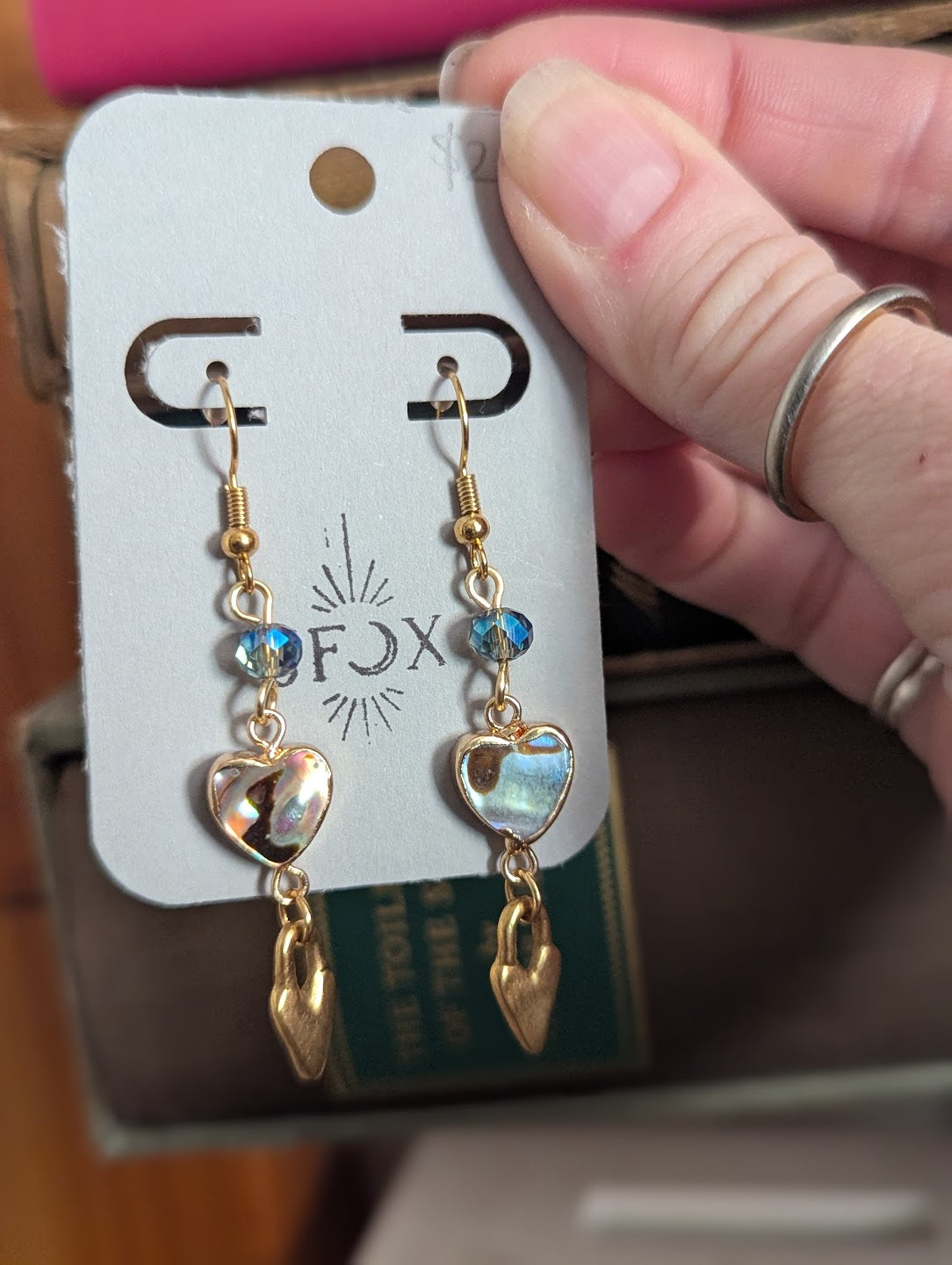Pendientes de trío de corazones de abulón