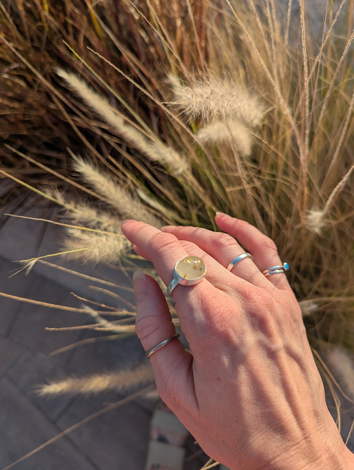 Anillo de plata de ley con cuarzo rutilado dorado - Talla 6.5