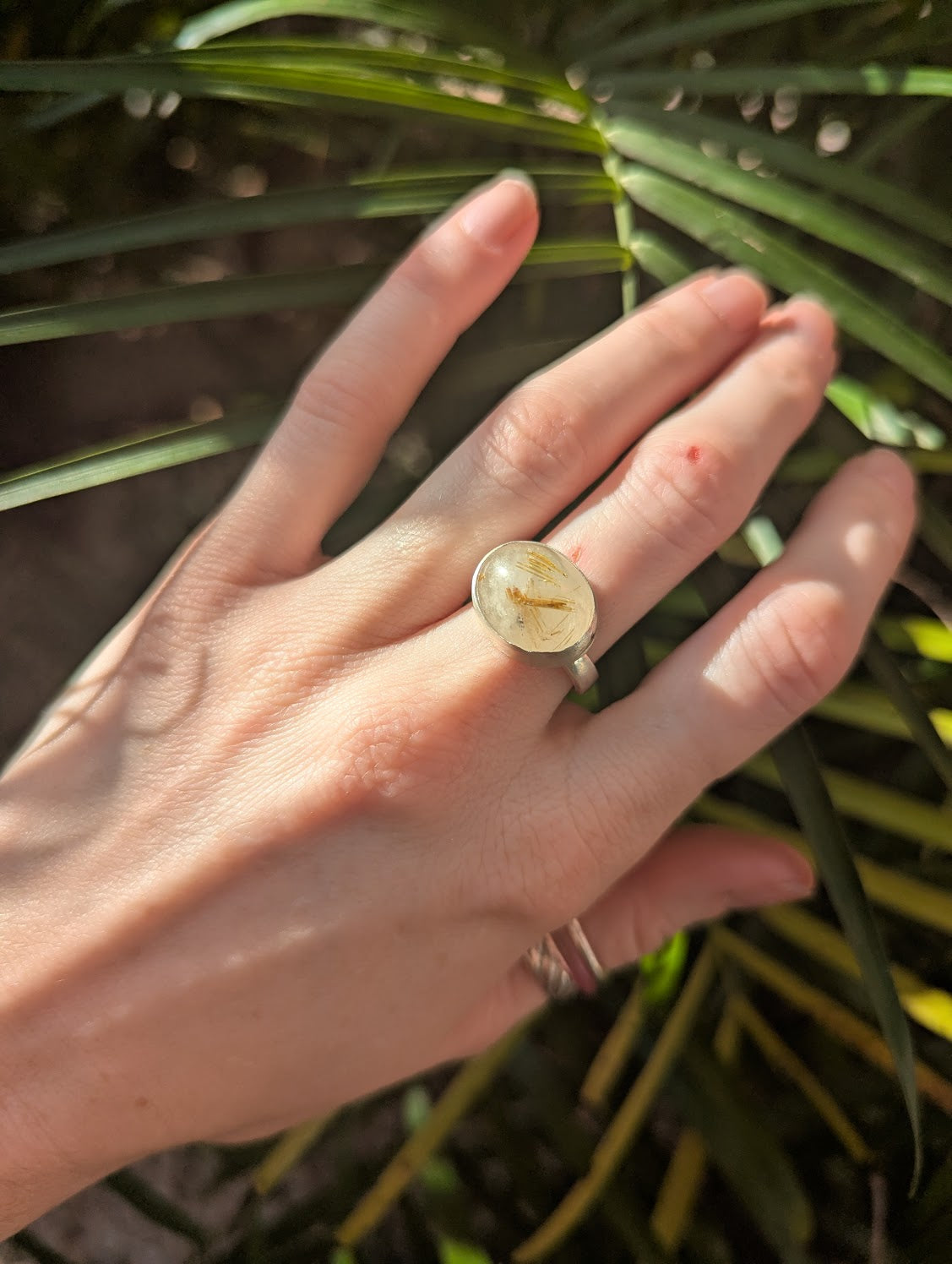 Anillo de plata de ley con cuarzo rutilado dorado - Talla 6.5