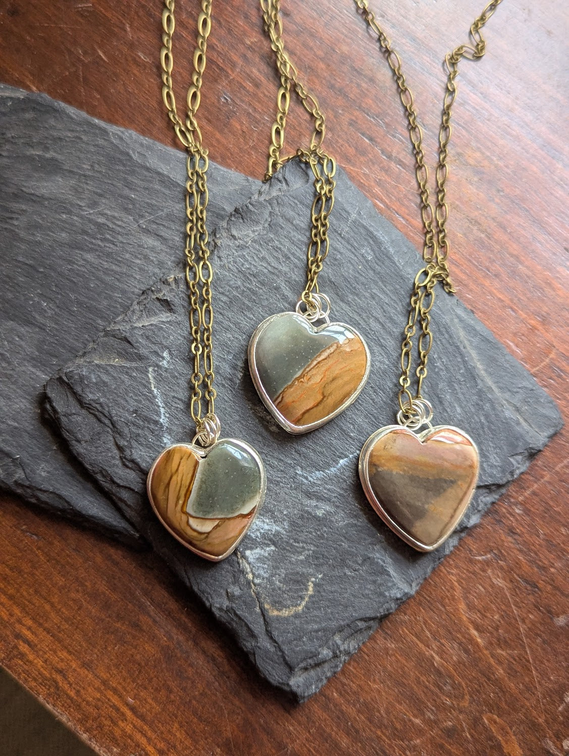 Collar de metal mixto con corazón policromado n.° 3
