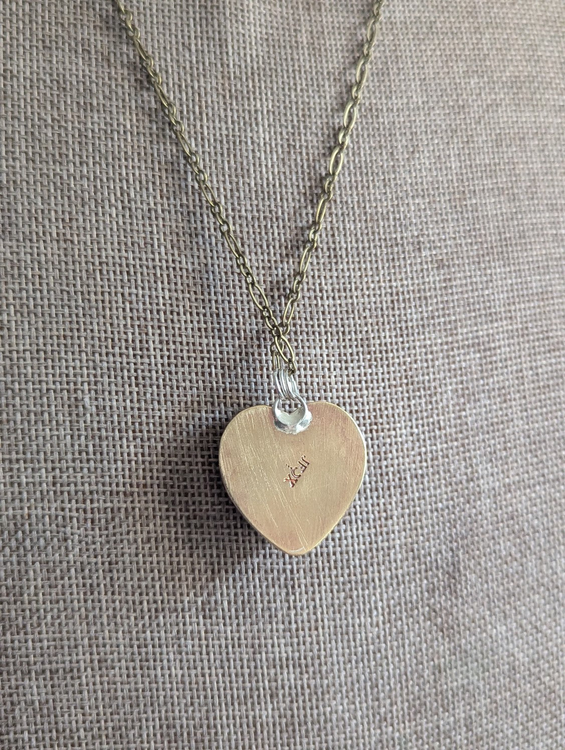 Collar de metal mixto con corazón policromado n.° 3