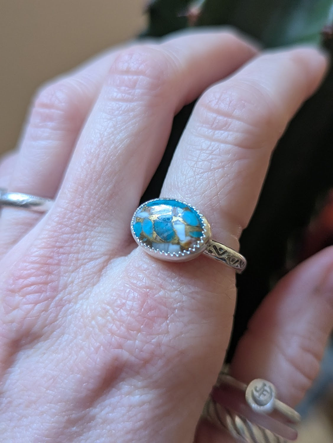 Spiny Oyster Turquoise Oval Silver Ring (Various Sizes Available)