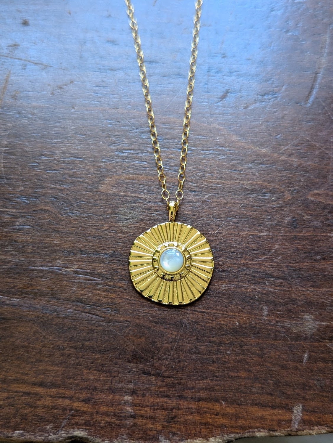 Collar de perla de sol de 14 kGF