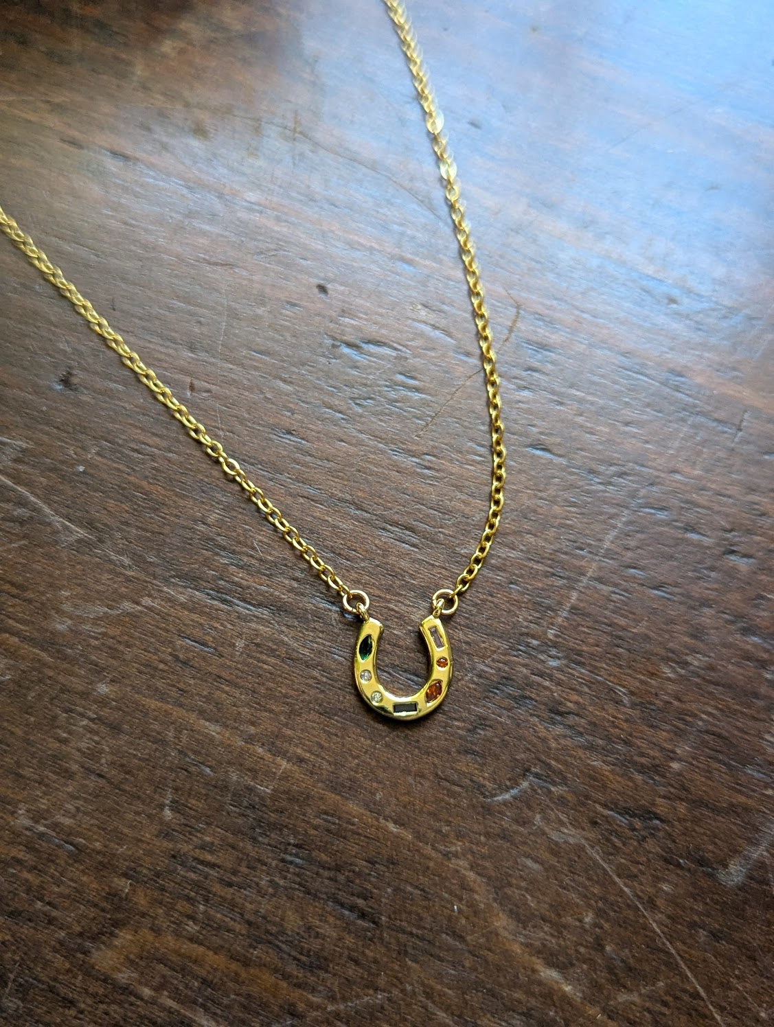 Gold Gemmy Horseshoe Necklace