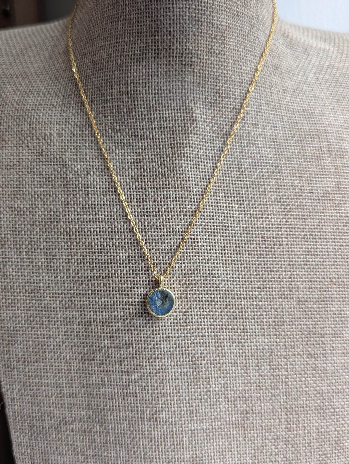 Raw Gemstone Round Gold Necklace (Various Stones Available)
