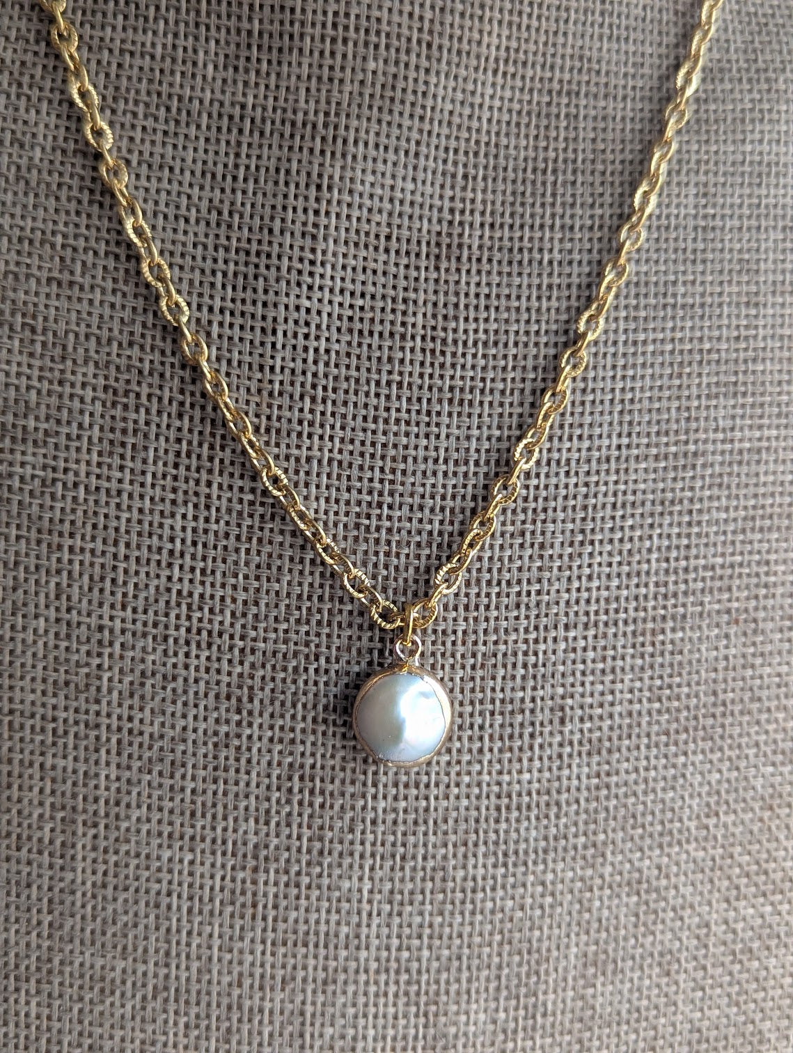 Pink Freshwater Pearl Gold Necklace