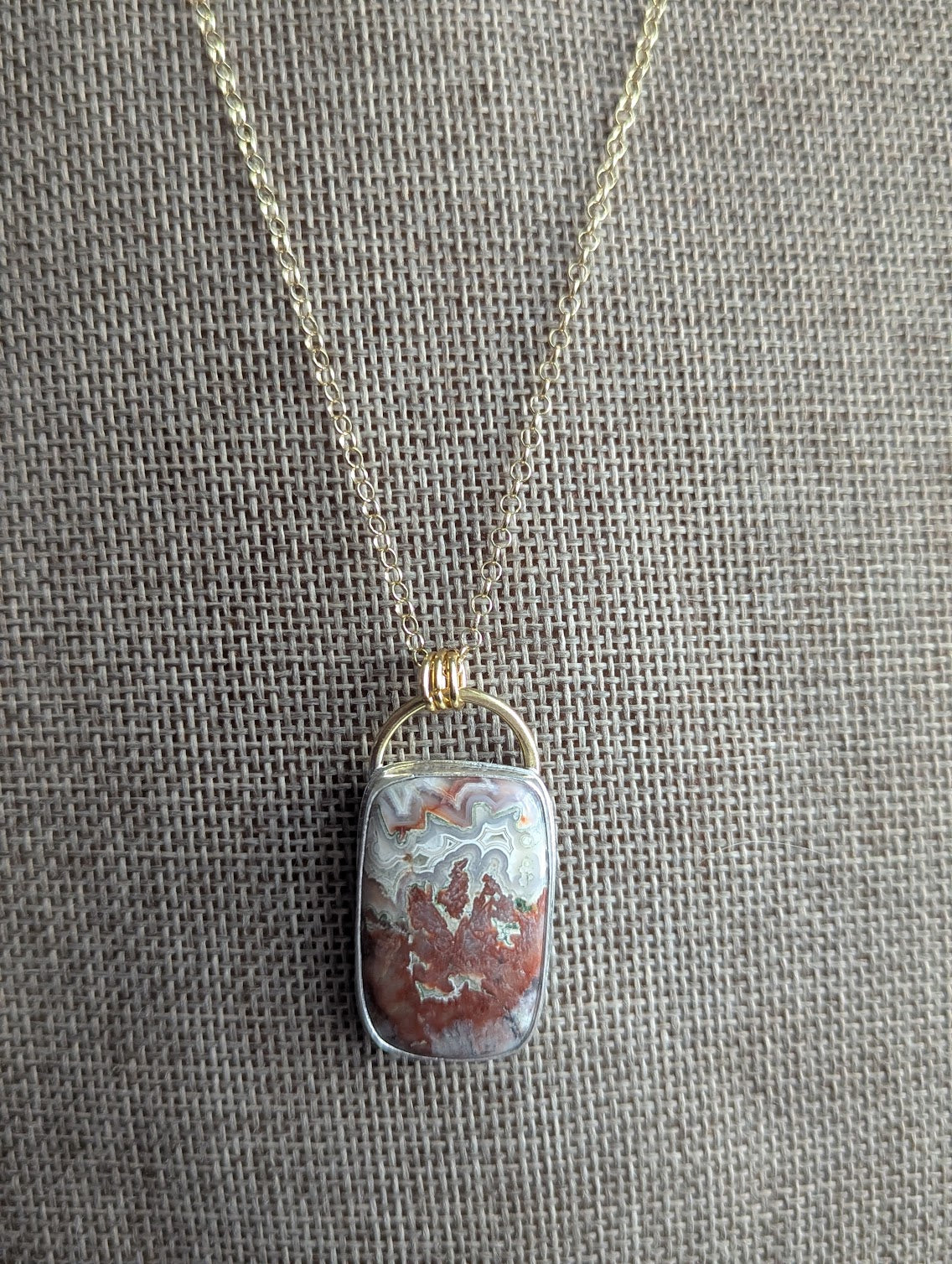 Full Circle Crazy Lace Agate Mixed Metal Gold and Silver Necklace