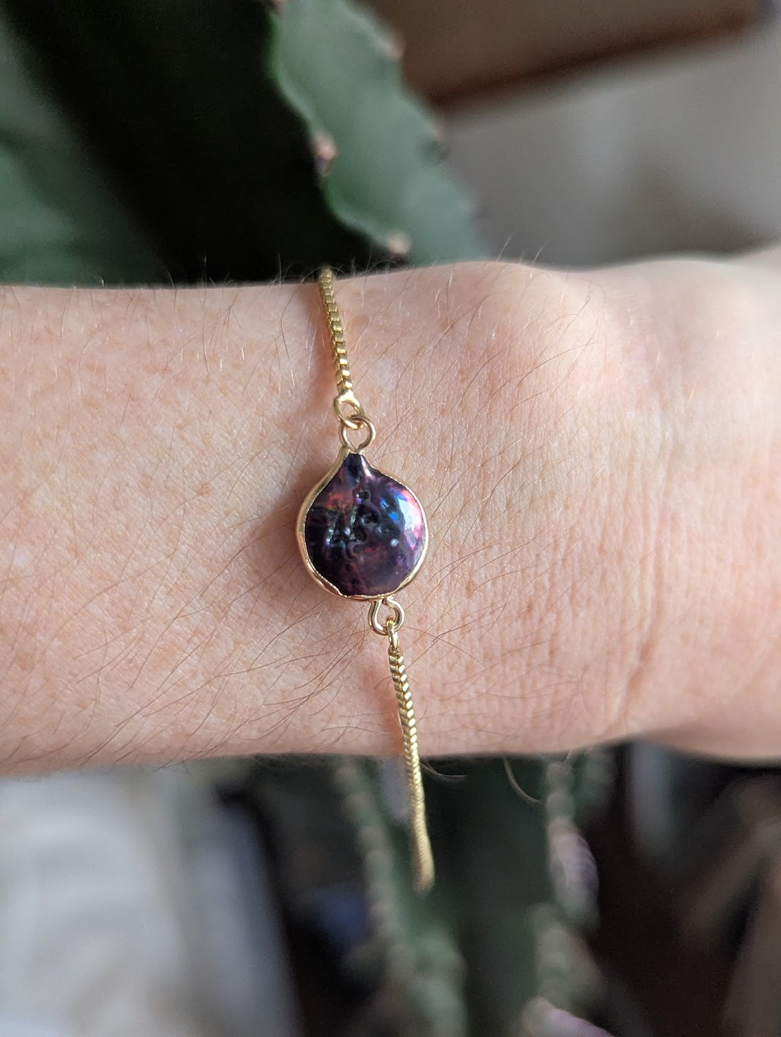 Dark Blue Pearl Gold Slider Bracelet