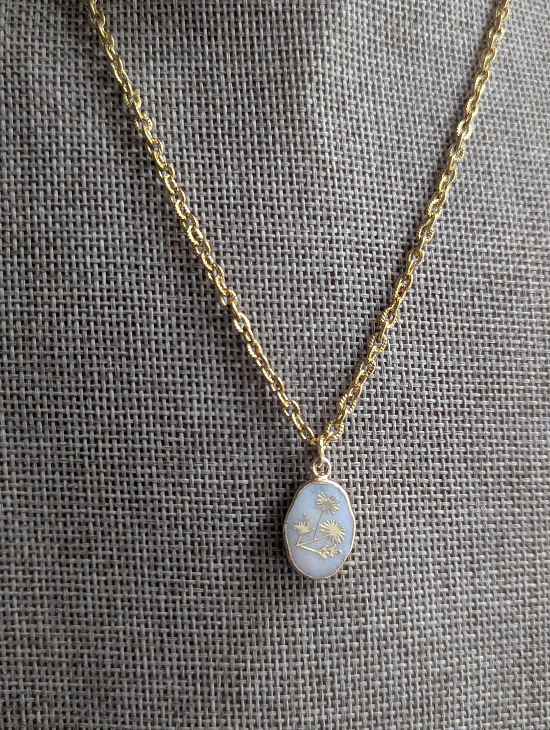 White Jade Gold Flower Necklace