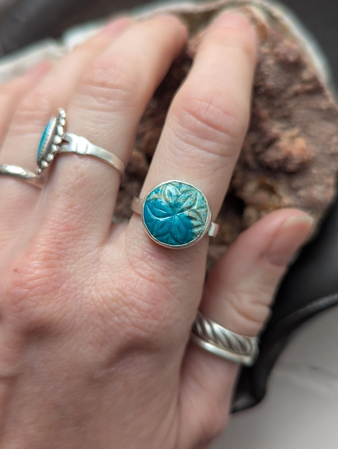 Carved Flower Turquoise Round Sterling Silver Ring - Size 7.5