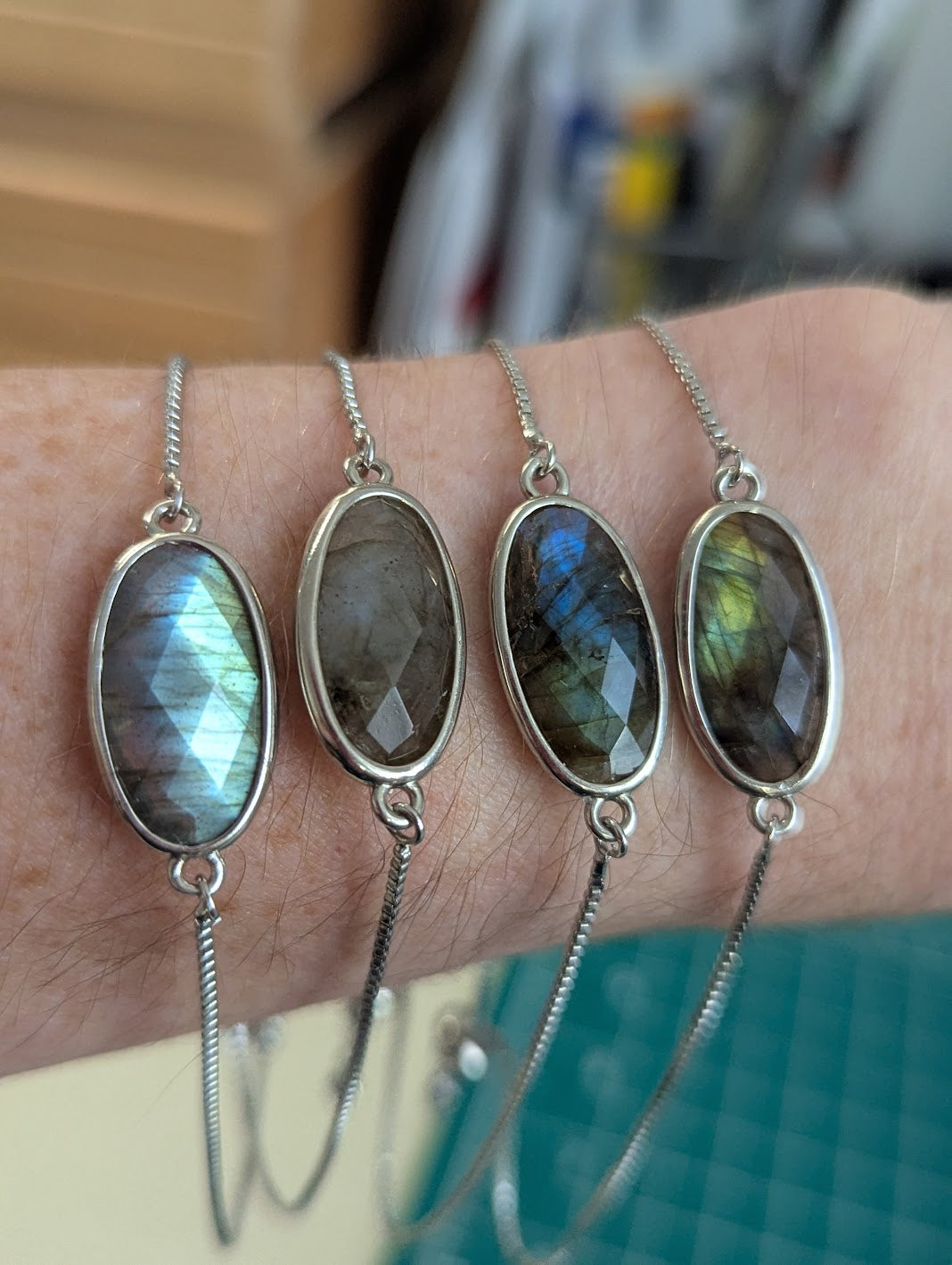 Faceted Labradorite Oval Silver Slider Bracelet