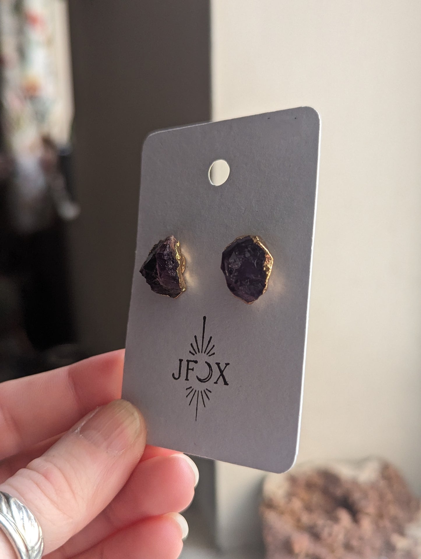Pendientes de piedras preciosas en bruto (varios estilos disponibles)