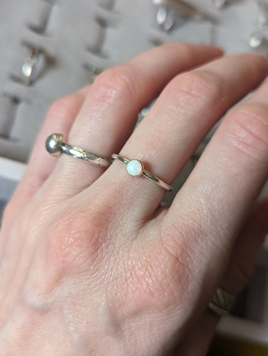 4mm Opal Sterling Silver Ring - Size 6