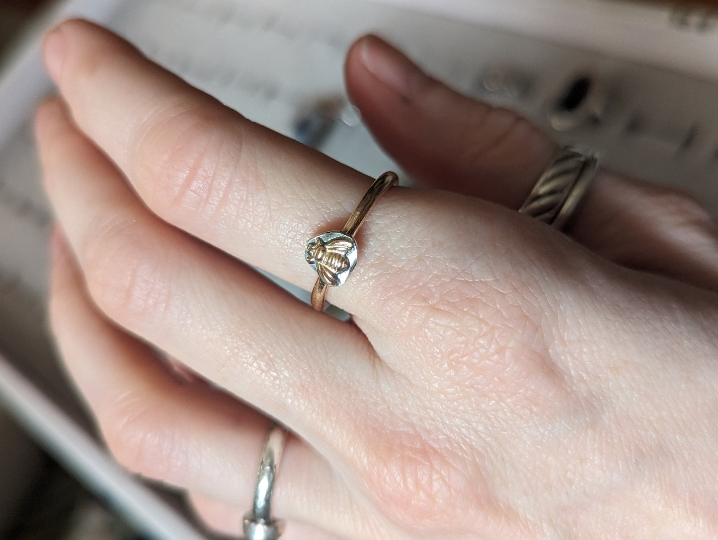 Anillo Bumblebee 14kGF - Talla 7