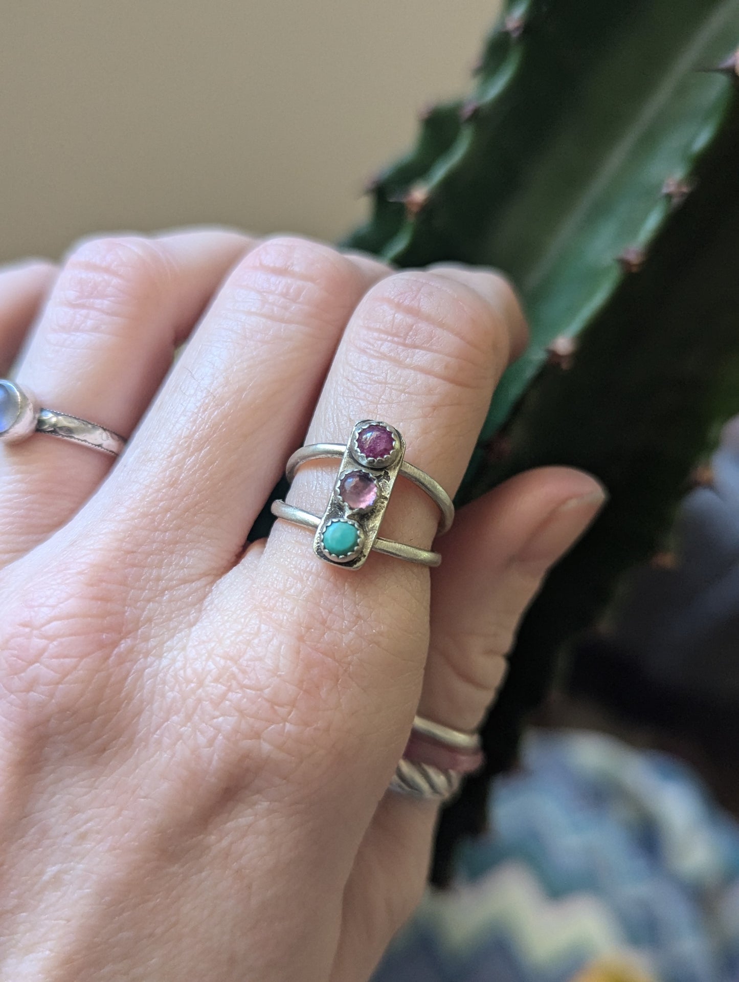 Anillo trío de zafiro, amatista y turquesa - Talla 6