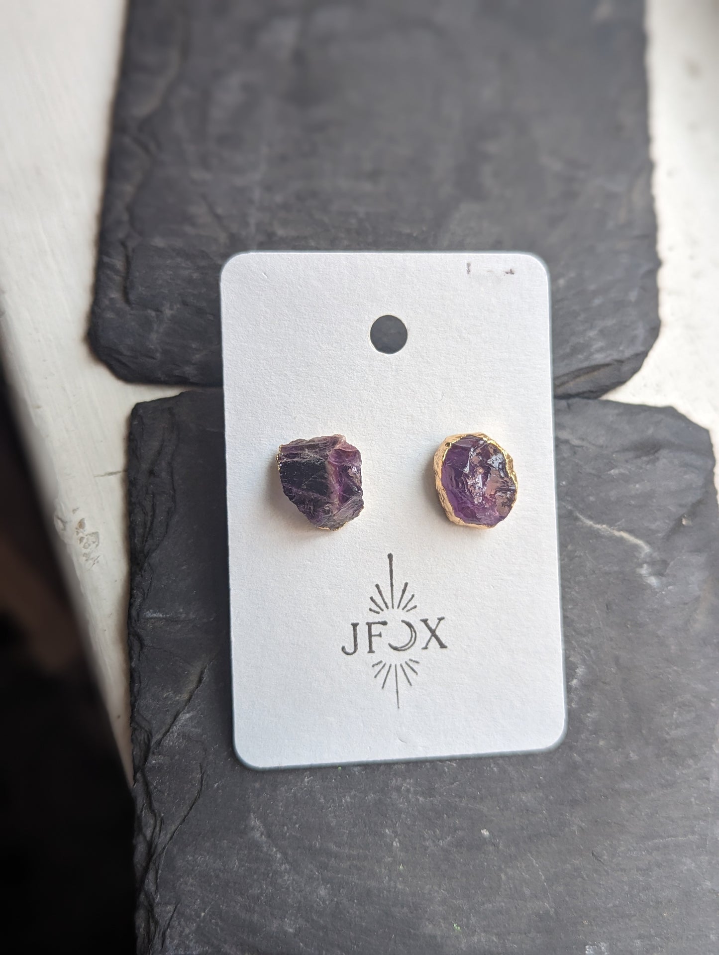 Pendientes de piedras preciosas en bruto (varios estilos disponibles)
