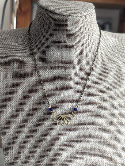 Navy Blue Brass Geometric Flower Necklace