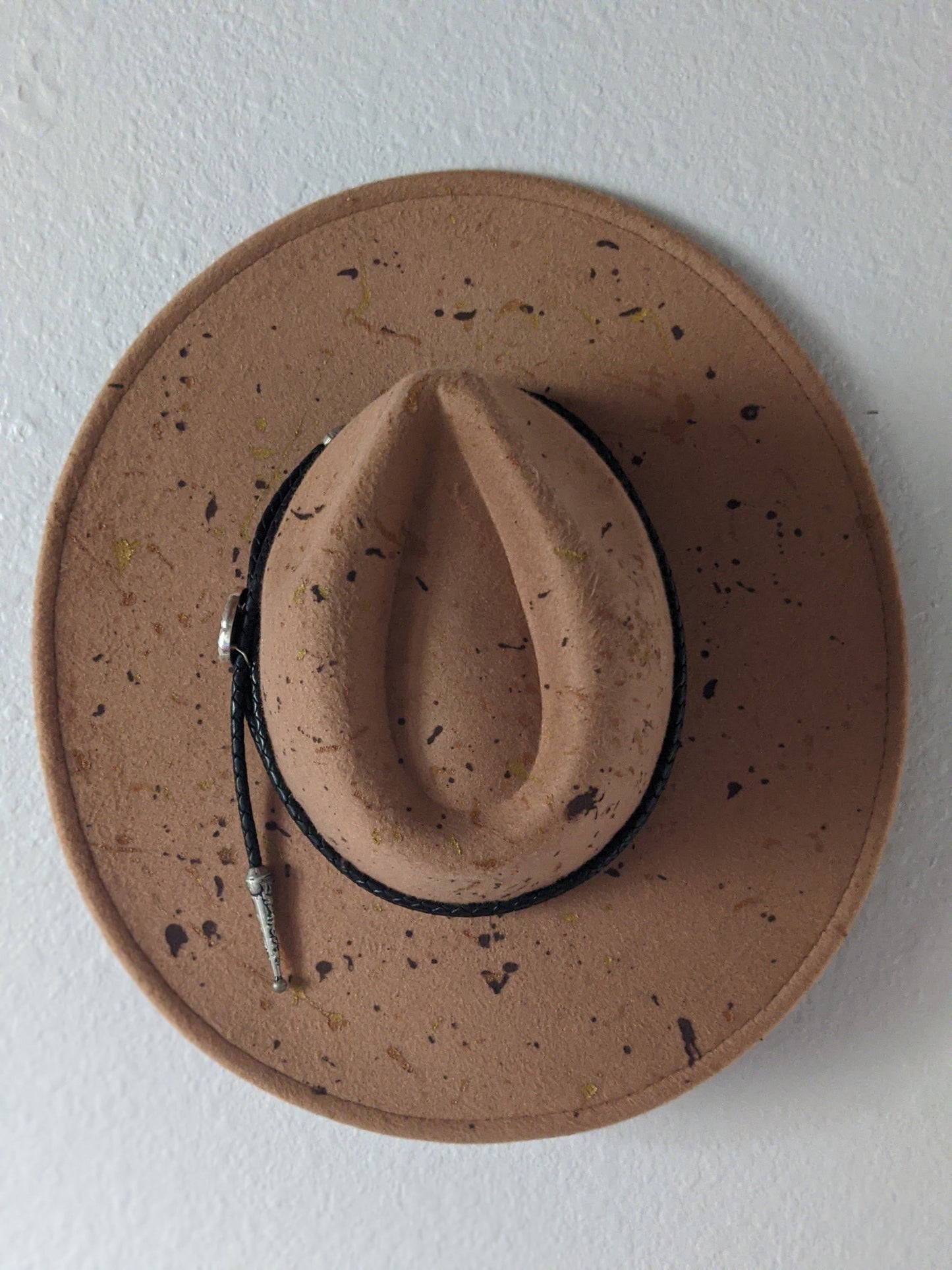 Sombrero de ala ancha con salpicadura de camello y banda de pirita (talla grande)