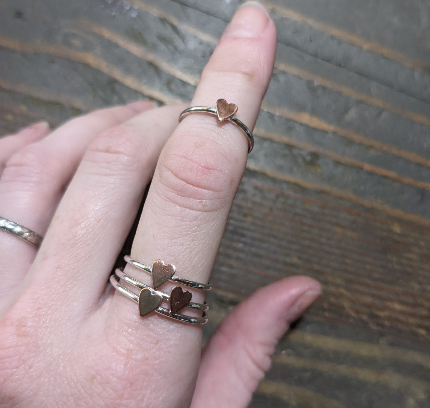Anillo de corazón de cobre y plata de ley (hecho a pedido)