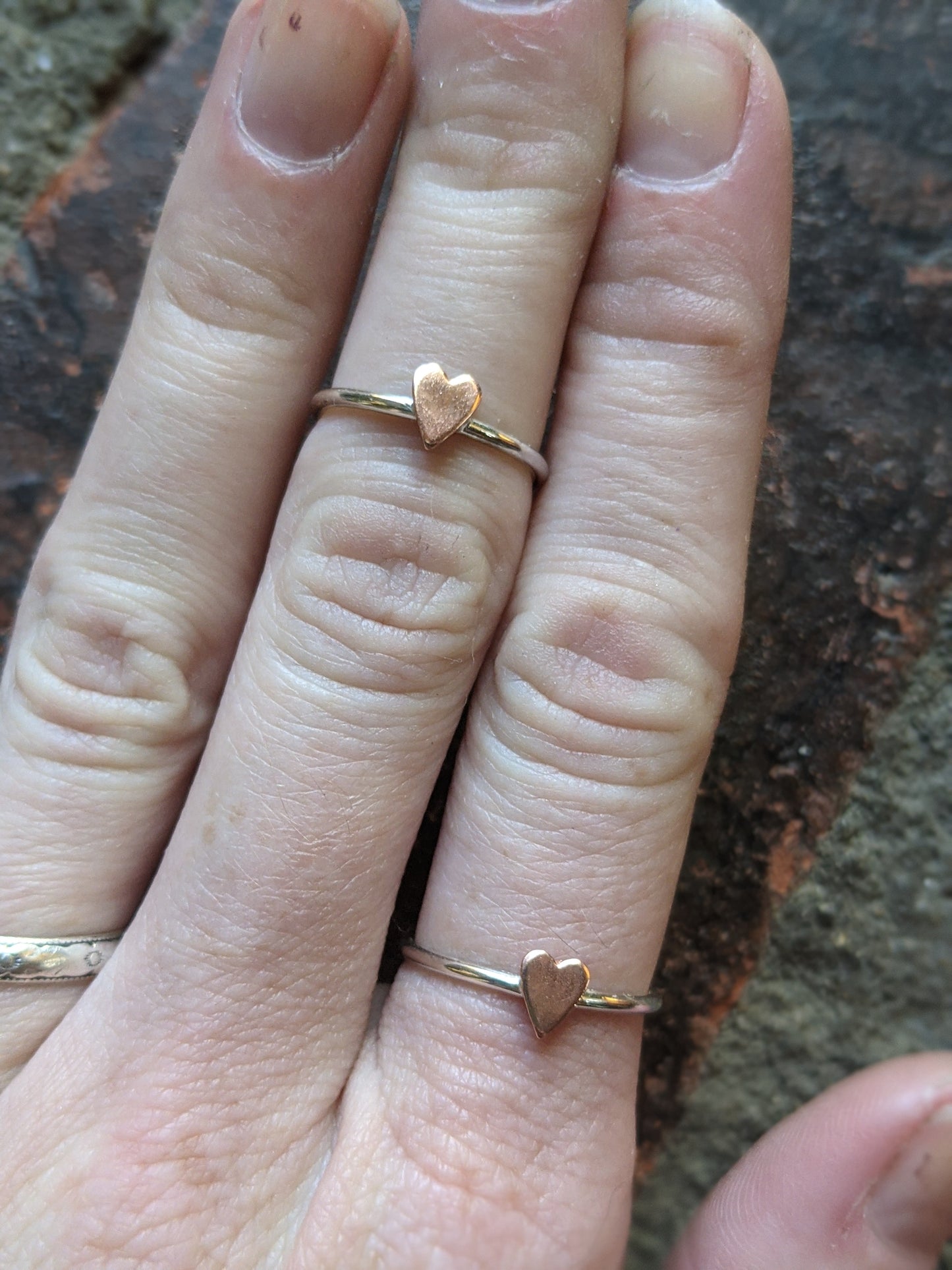 Anillo de corazón de cobre y plata de ley (hecho a pedido)