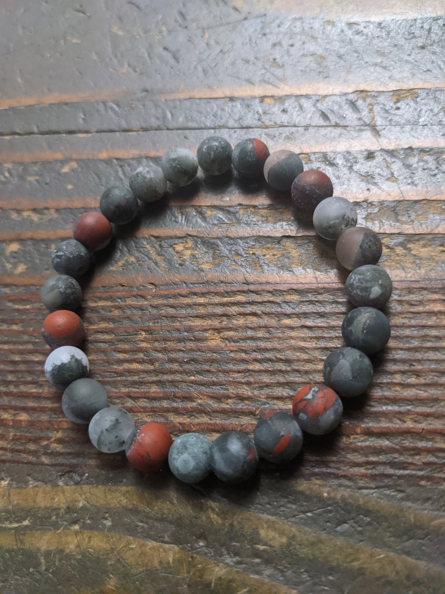 Pulsera de piedra de sangre africana (varios tamaños disponibles)