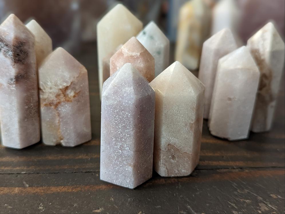 Mini torre de amatista rosa - Juego de 3