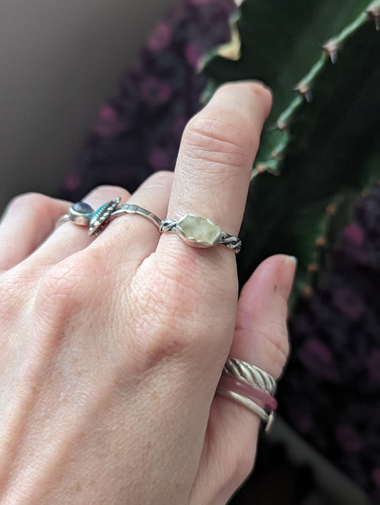 Small Beach Stone Braided Band Ring - Size 7