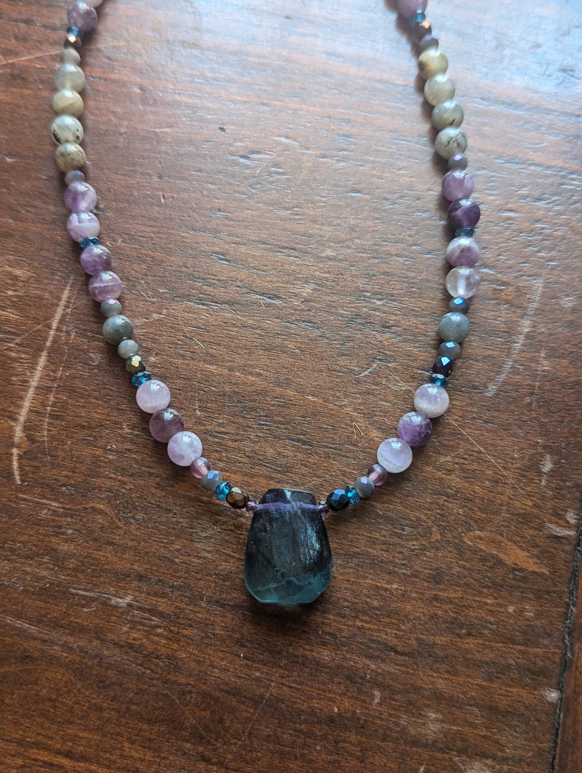 Amethyst and Fluorite Short Beaded Necklace