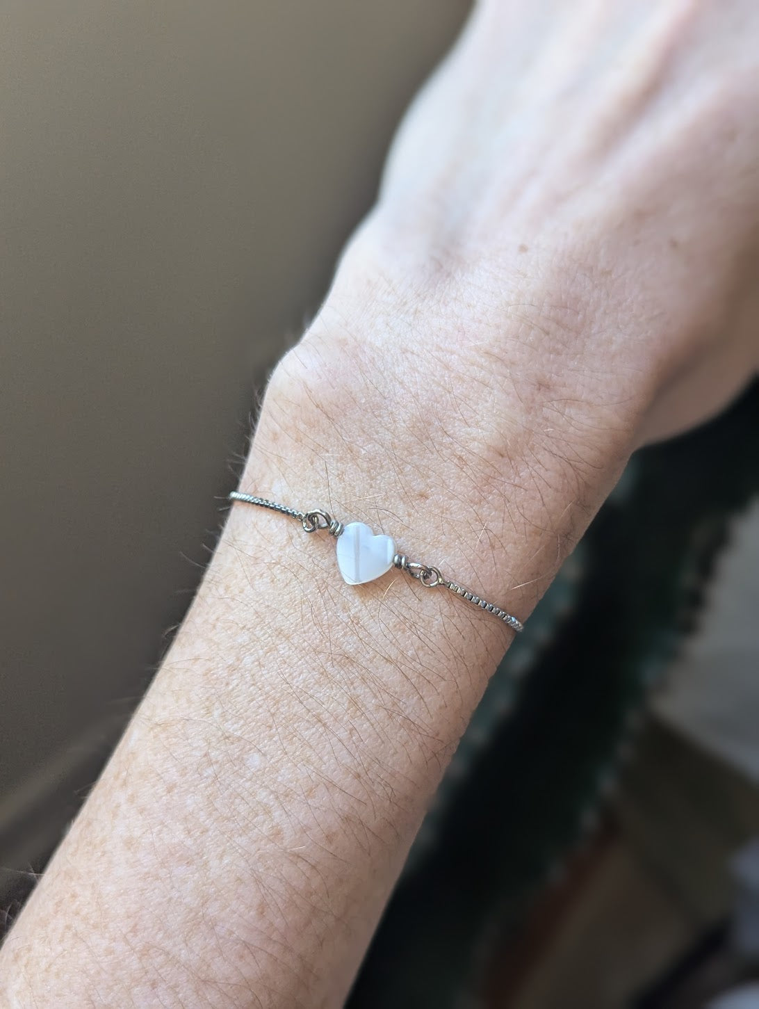 Mother of Pearl Heart Silver Slide Bracelet