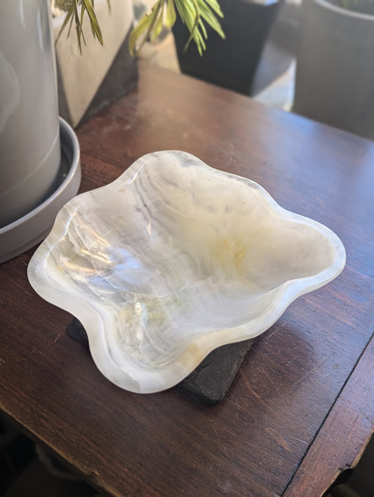 Small Wavy Onyx Bowl