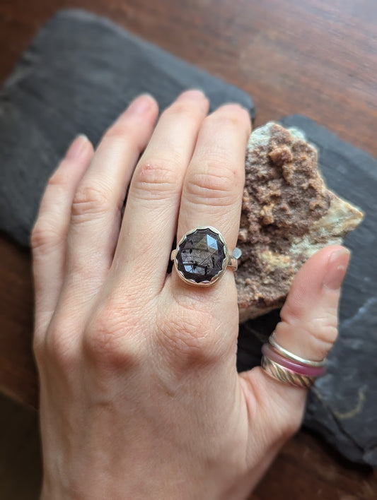 Faceted Dark Purple Sapphire Sterling Silver Ring - Size 7