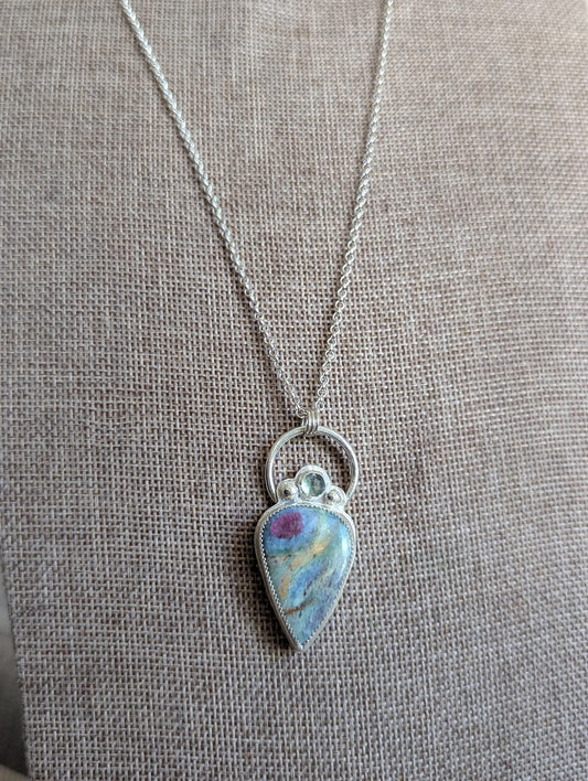 Ruby Fuchsite and Green Kyanite Full Circle Sterling Silver Necklace