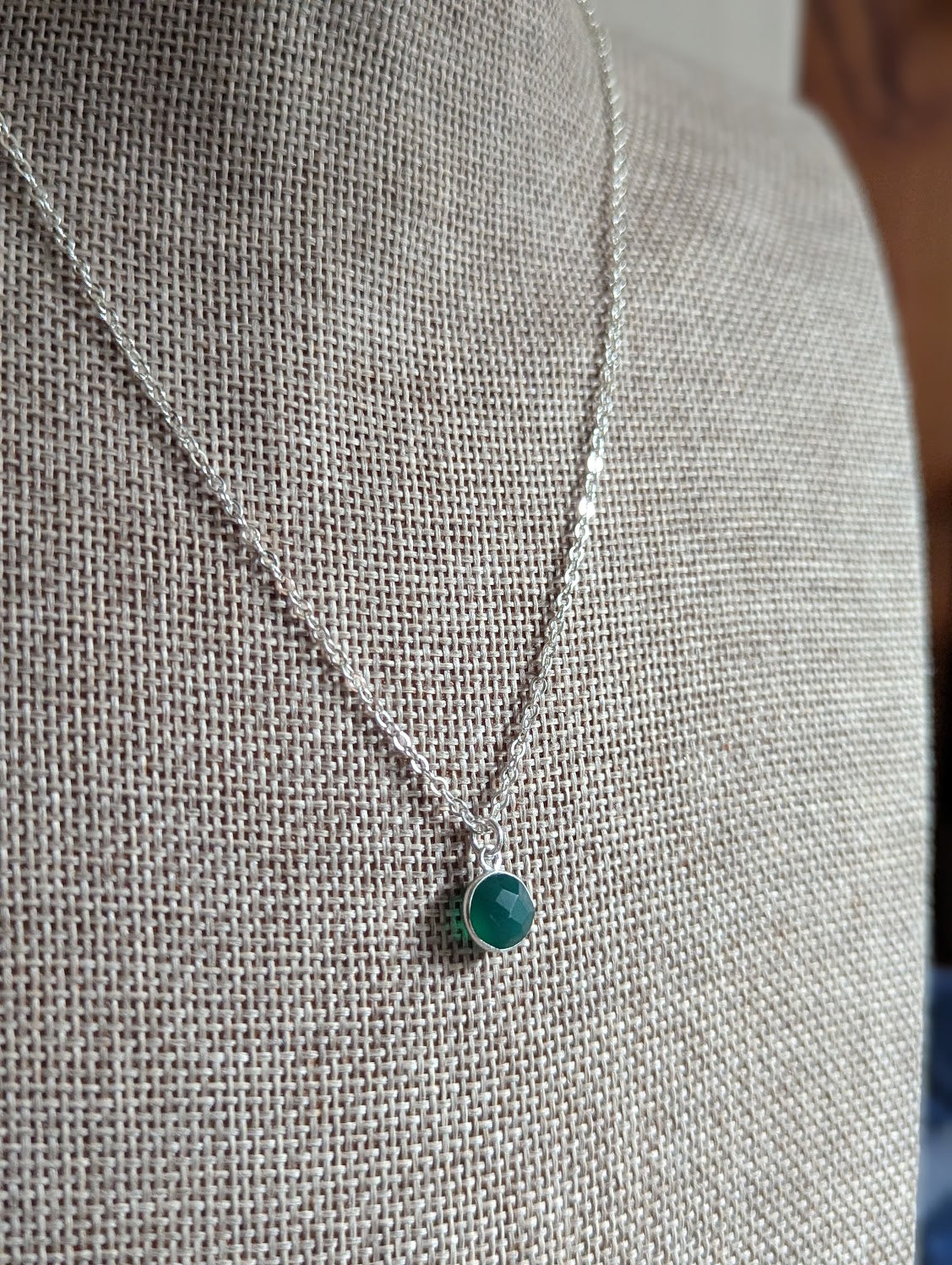 Round Green Onyx Sterling Silver Necklace