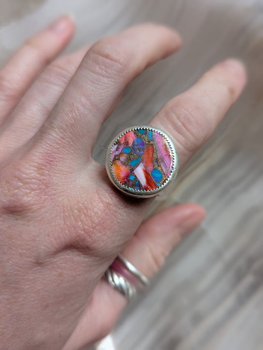 Pink Mojave Spiny Oyster Silver Ring - Size 7.5