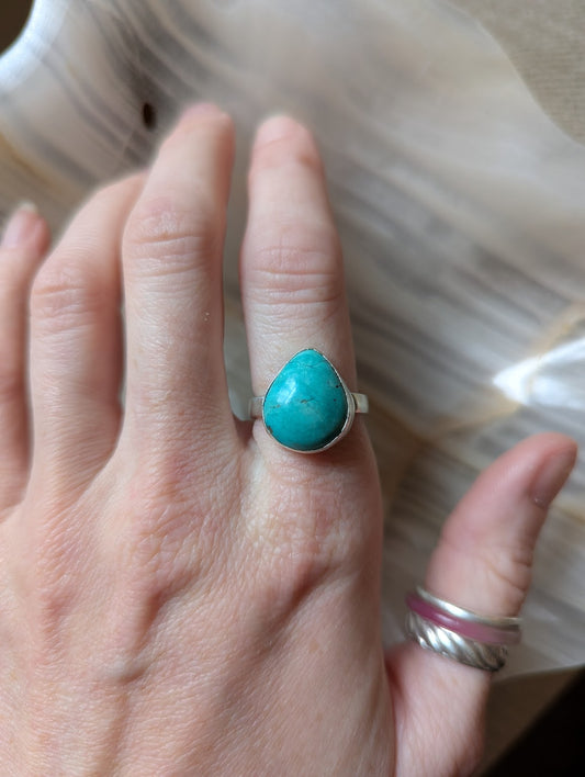 Turquoise Teardrop Silver Ring - Size 7