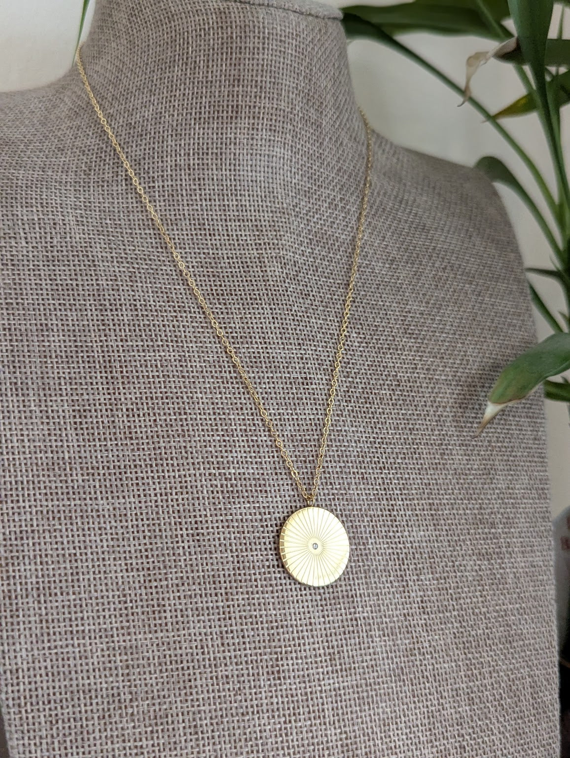 14kGF Round Etched CZ Crystal Necklace